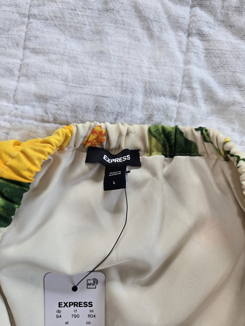 Express Summer StraplessTiered Romper/skort Floral Lemons - Picture 4 of 11